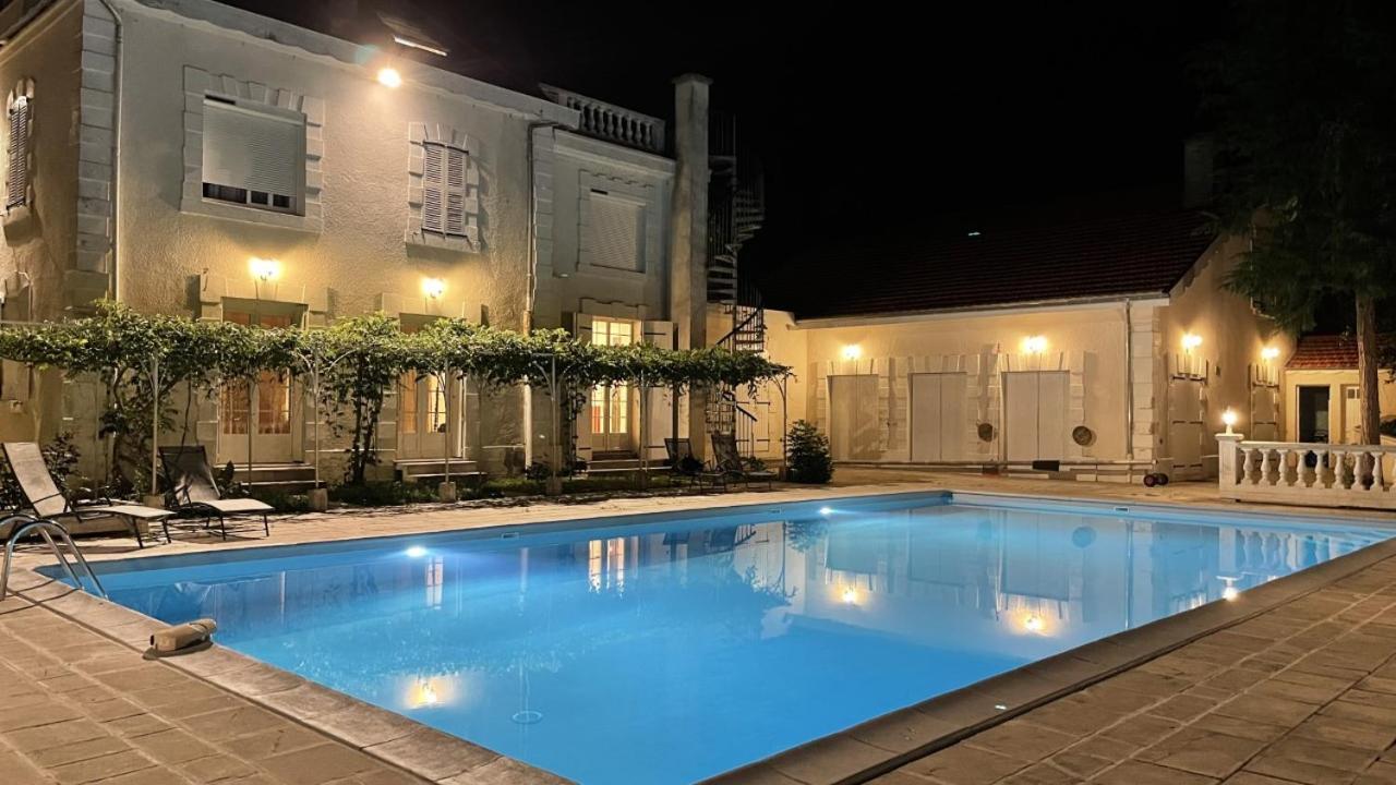 Logis Veles Bed & Breakfast Aubin  Exterior photo