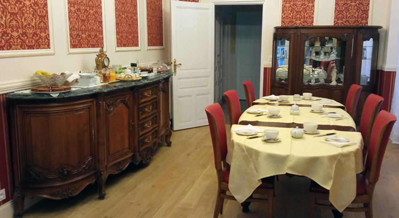 Logis Veles Bed & Breakfast Aubin  Exterior photo