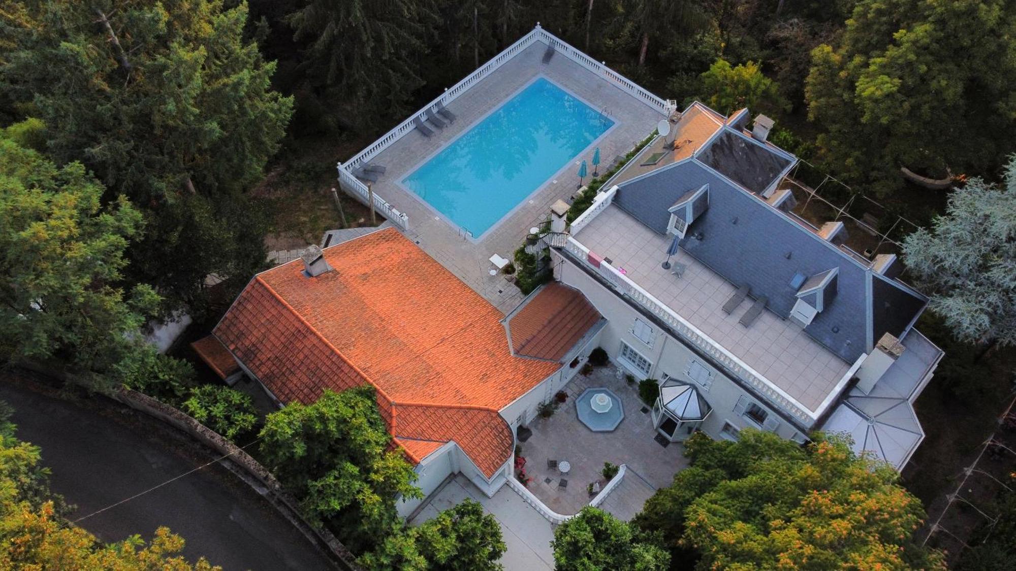 Logis Veles Bed & Breakfast Aubin  Exterior photo