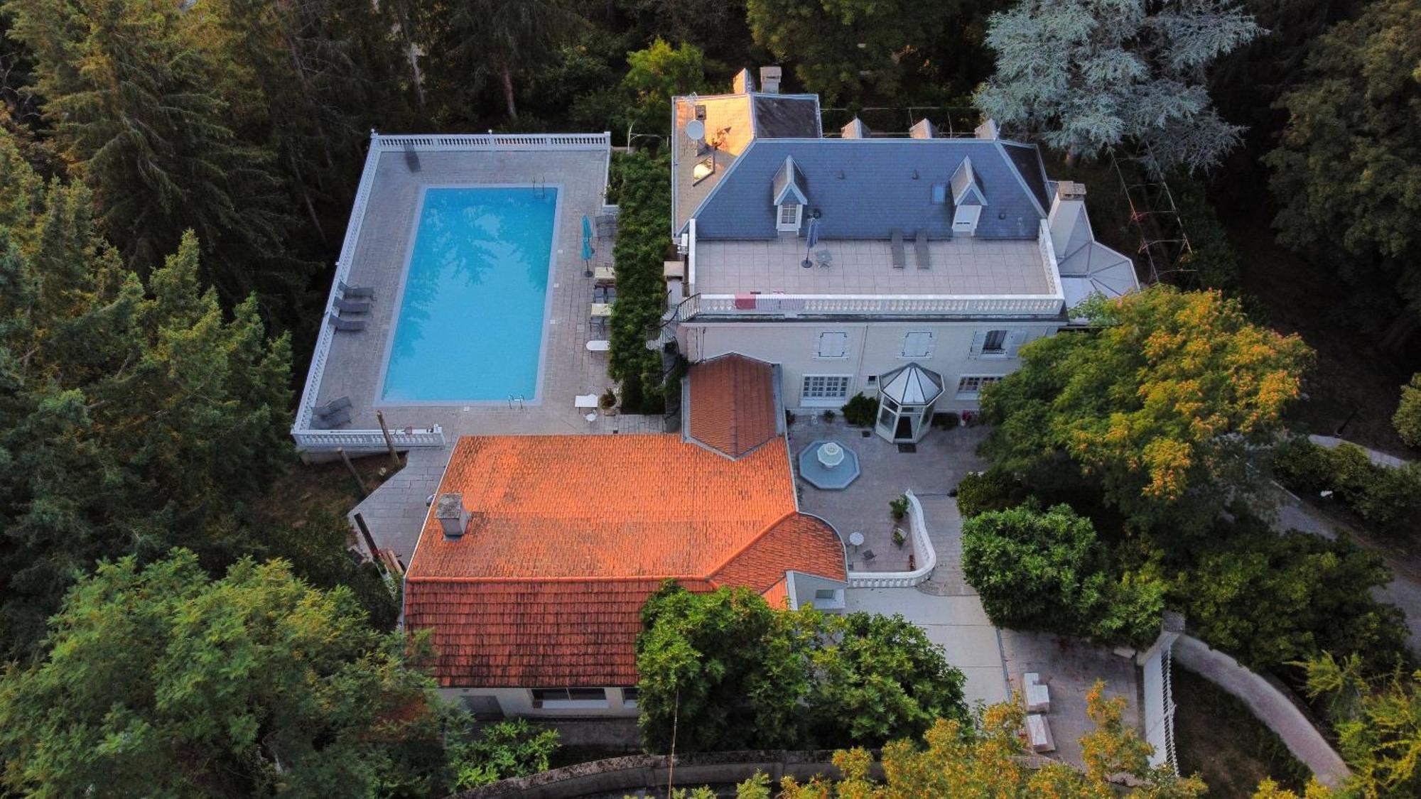 Logis Veles Bed & Breakfast Aubin  Exterior photo