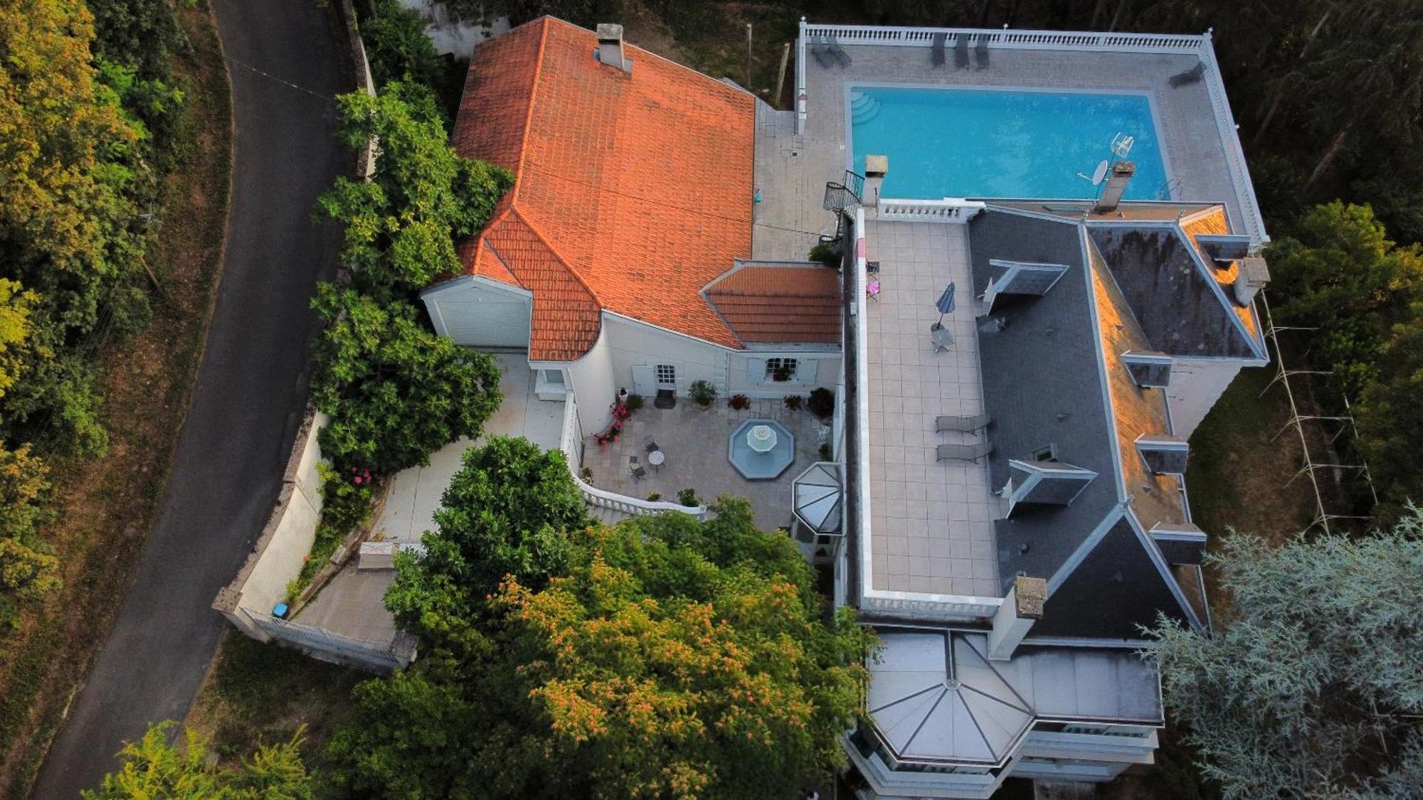 Logis Veles Bed & Breakfast Aubin  Exterior photo