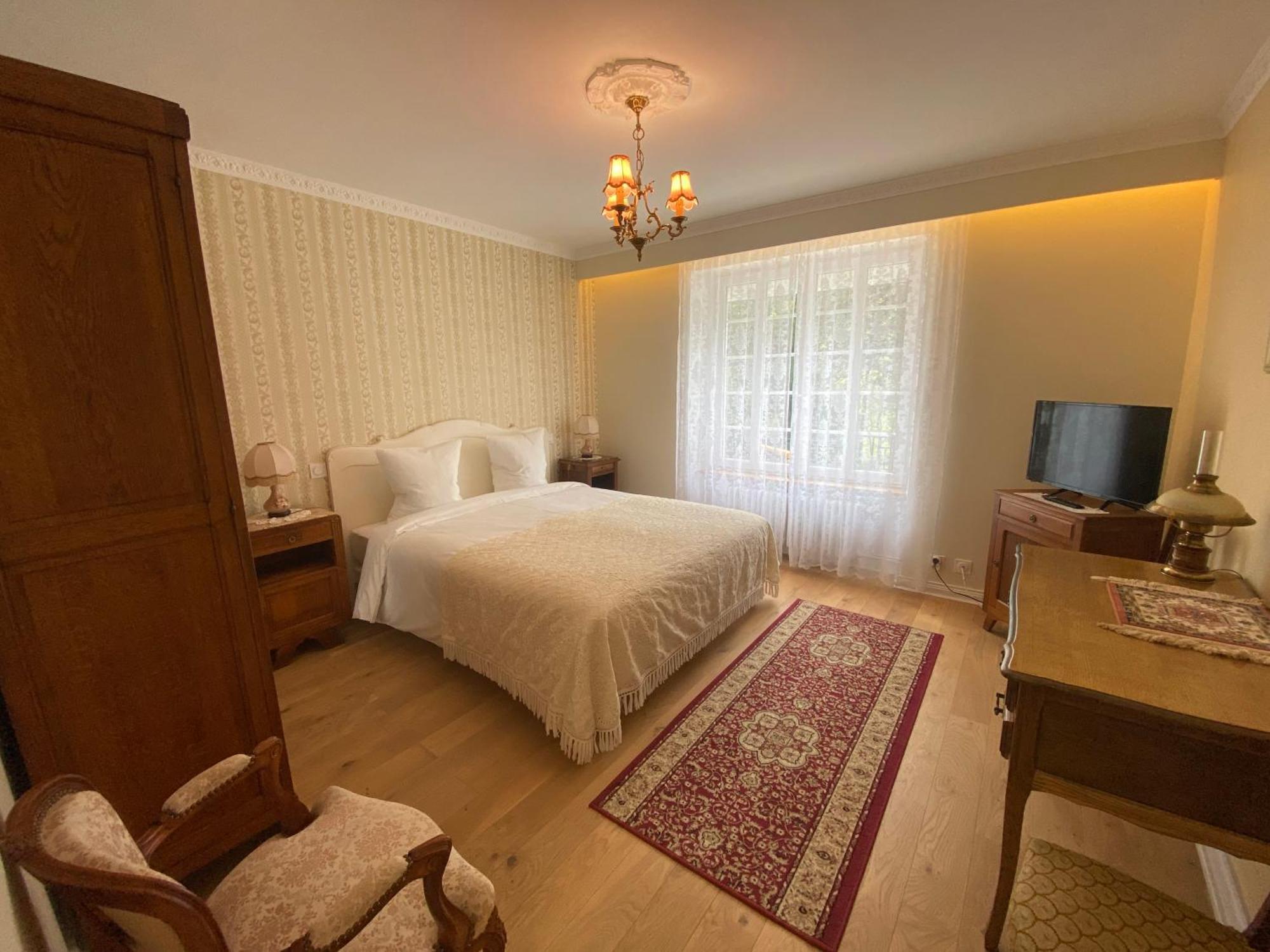 Logis Veles Bed & Breakfast Aubin  Exterior photo