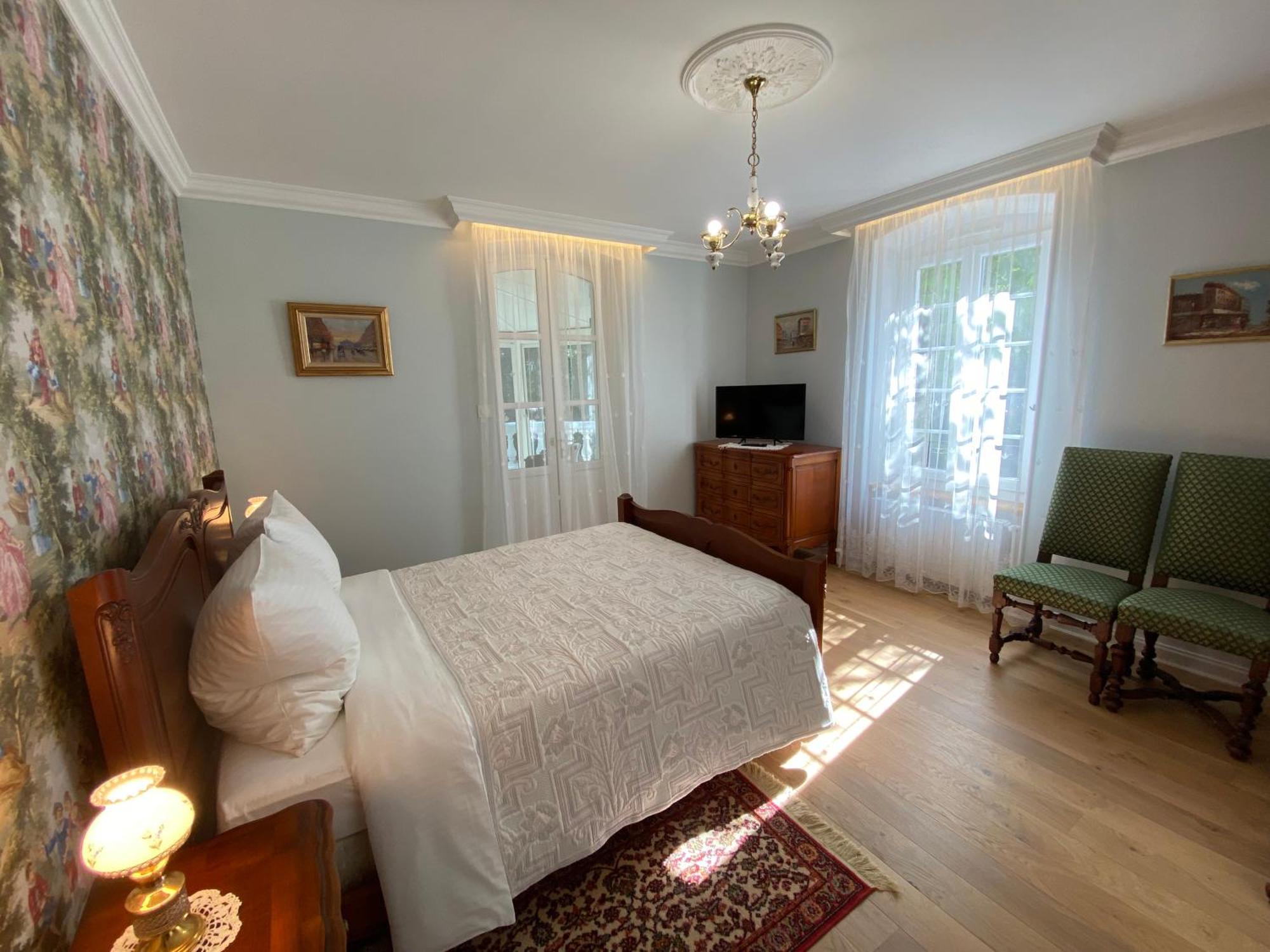Logis Veles Bed & Breakfast Aubin  Exterior photo
