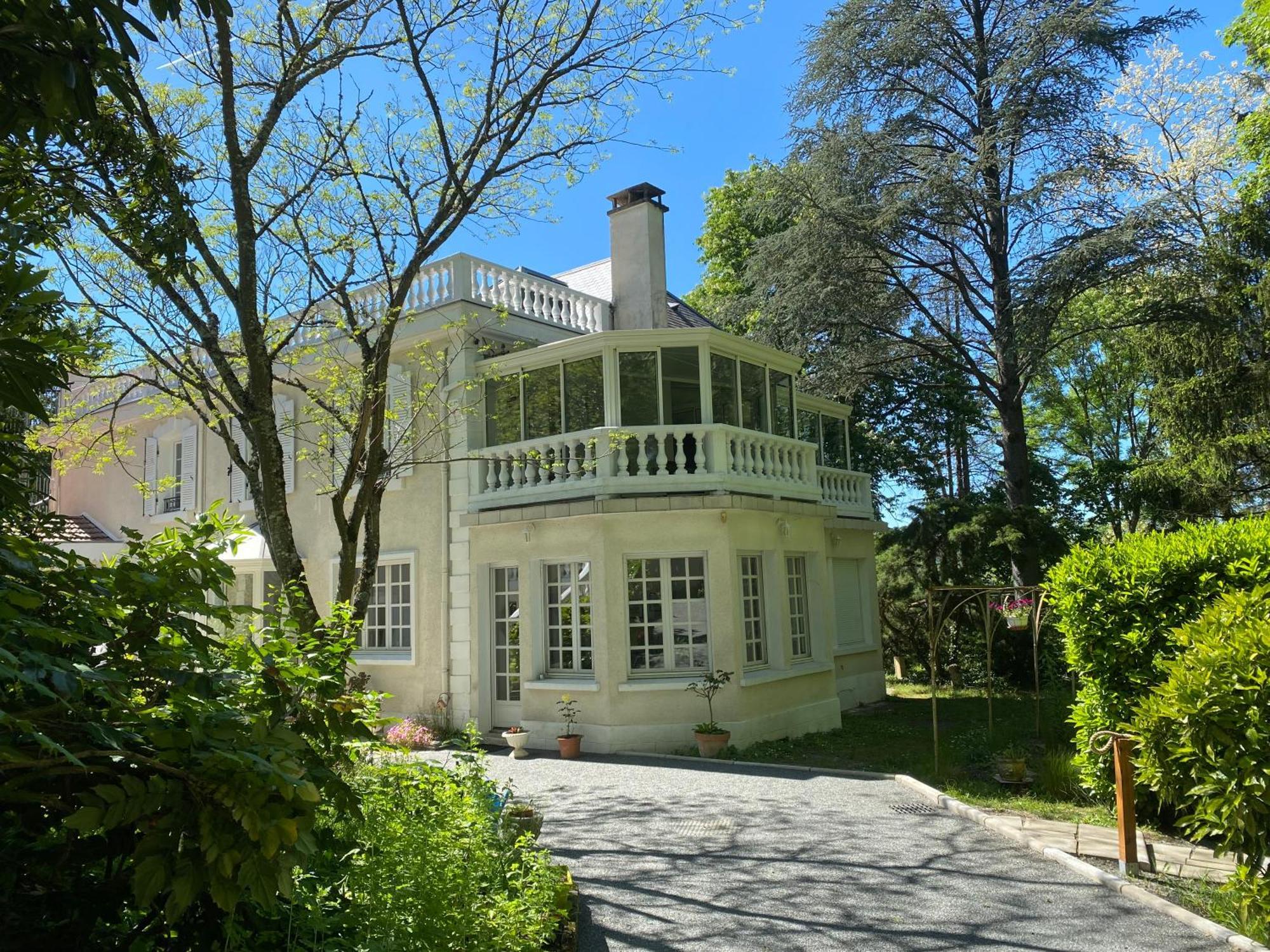 Logis Veles Bed & Breakfast Aubin  Exterior photo